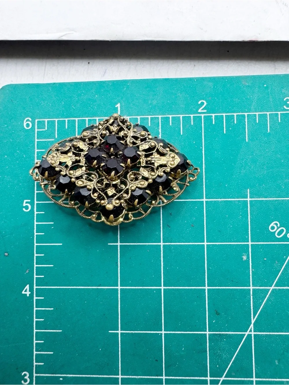 Antiqued gold tone filigree Czech style glass brooch pin